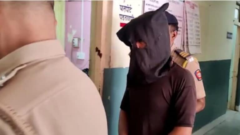 विकृतीचा कळस! अंध महिलेवर पतीसमोरच लैंगिक अत्याचार sexual assault on blind women in akola