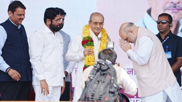 महाराष्ट्रात राजकारण पेटलं, 12 श्री सदस्यांच्या मृत्यूवर अखेर आप्पासाहेब धर्माधिकारी यांनी सोडलं मौन Appasaheb Dharmadhikari first Reaction on Maharashtra Bhushan incident