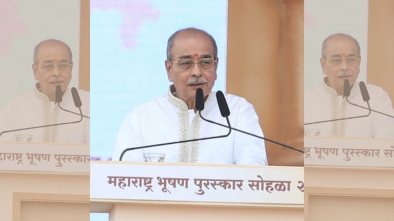 आप्पासाहेब धर्माधिकारींची ‘श्री समर्थ बैठक’ म्हणजे काय.. लाखो श्रीसेवक त्यांना का मानतात? what is shree samarth baithak of appasaheb dharmadhikari why millions of shree sevaks believe him