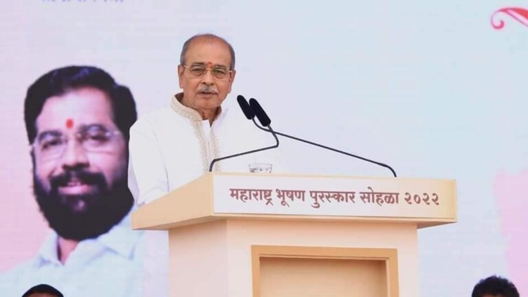 आप्पासाहेबांच्या घराण्याला ‘धर्माधिकारी’ आडनाव नेमकं कोणी दिलेलं… ‘शांडिल्य’ आडनाव कसं बदललं? who exactly gave the surname dharmadhikari to appasaheb family how did the surname shandilya change