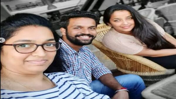 apurva nemalekar share post for sister