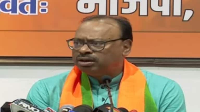 ‘अजित पवारांना घेरण्याची गरज नाही’, चंद्रशेखर बावनकुळे नेमकं काय म्हणाले? bjp chandrashekhar bawankule reaction on ajit pawar