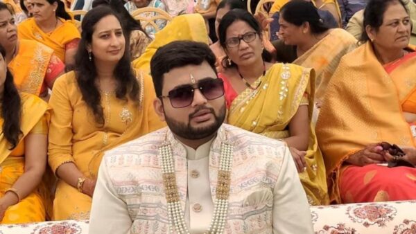 100th episode of Prime Minister Narendra Modi's 'Mann Ki Baat' program should be listened to and listened to before the wedding rituals