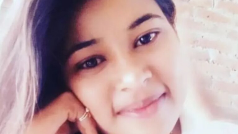 Girl Murder : परीक्षा देऊन निघाली होती घरी, भरबाजारात दोन तरुणांनी… a shocking incident a girl student was shot dead in the crowded market of Jalaun district in Uttar Pradesh on Monday afternoon.