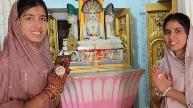 कौटुबिक जीवनाचा त्याग,उद्योगपतीच्या दोन मुली होणार साध्वी, कारण काय? two sister become a sadhavi in barmer rajsthan