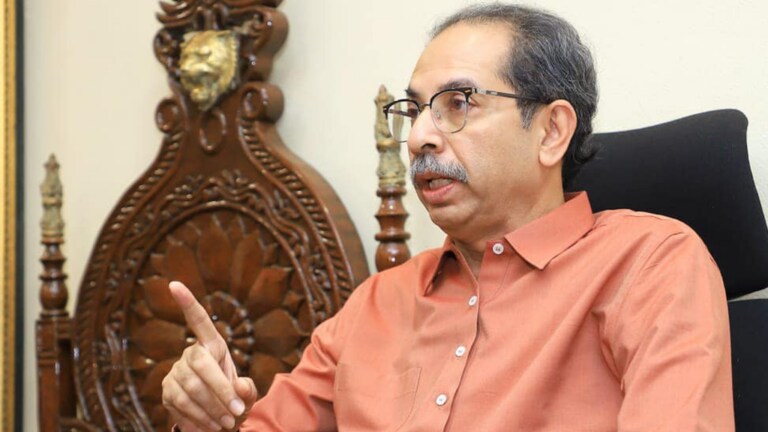 Babri Demolition: ‘मिंधे जे सत्तेसाठी चाटत बसले, त्यांनी…’, चंद्रकांत पाटलांचं वक्तव्य जिव्हारी, ठाकरे बरसले uddhav thackeray criticizes bjp and cm shinde