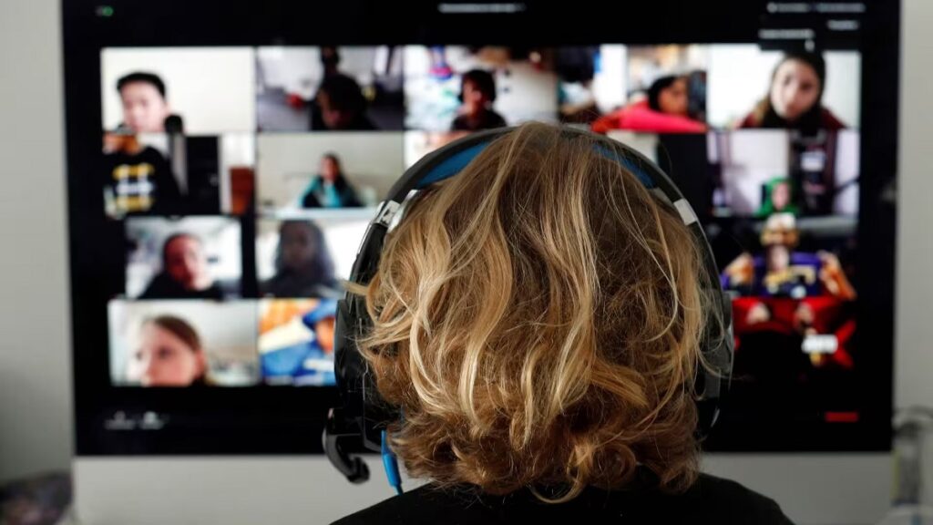 Zoom meeting obscene adult video play