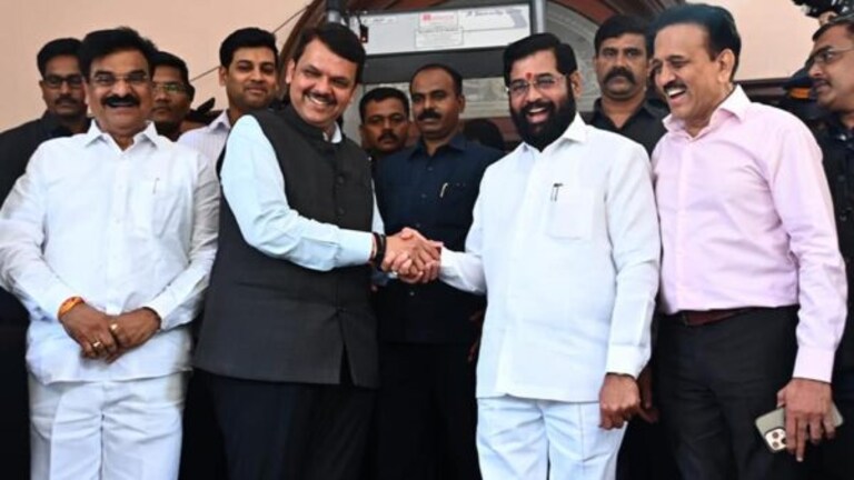 Maharashtra Political Crisis: सुप्रीम कोर्टाने दिलेल्या निकालाचा नेमका अर्थ काय? what is the exact meaning of the judgment given by the supreme court in maharashtra political crisis