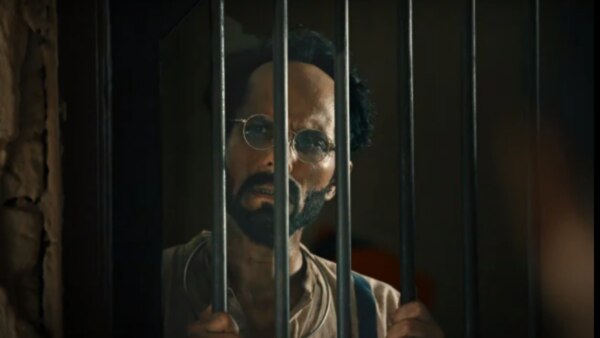 randeep hooda directed swatantraveer savarkar movie teaser released