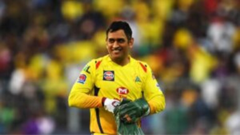 “धोनी RCB चा कर्णधार असता, तर तीन वेळा ट्रॉफी जिंकली असती”, वसीम अक्रम असं का म्हणाला? ms dhoni were rcb captain he would have won 3 ipl trophies