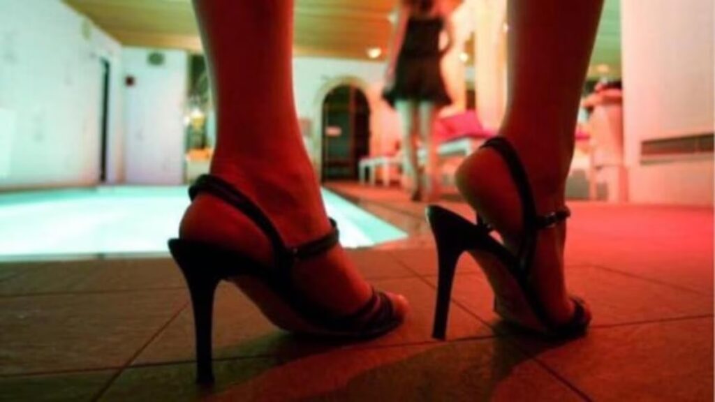 how run spa center behind sex racket read full crime story