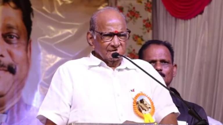 “आ गए गद्दार”, शरद पवार शिंदेंवर बरसले, मोदींवरही चढवला हल्ला! sharad pawar criticize pm narendra modi and cm eknath shinde
