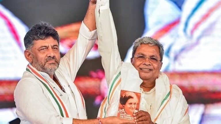 Karnataka CM : तोडगा निघाला, शपथविधी ठरला! सिद्धरामय्या CM, डीके शिवकुमार DCM Karnataka CM: Siddaramaiah will be the next Chief Minister of Karnataka and DK Shivakumar will take oath as the Deputy Chief Minister.