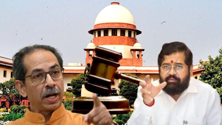 Thackeray vs Shinde : ‘सुप्रीम’ निकाल कुणाच्या बाजूने? या आहेत 4 शक्यता uddhav thackeray vs Eknath shinde, maharashtra political Crisis : A five-member Constitution Bench headed by the Chief Justice has reserved the verdict. Lawyer Asim Sarode has expressed four possibilities about SC verdict.