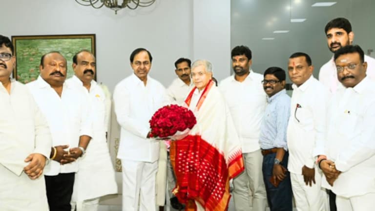 मविआ की युती… महाराष्ट्रात बीआरएस, वंचित बहुजन आघाडी कुणासाठी घातक? Maharashtra political News : may be kc rao and prakash ambedkar will together in future