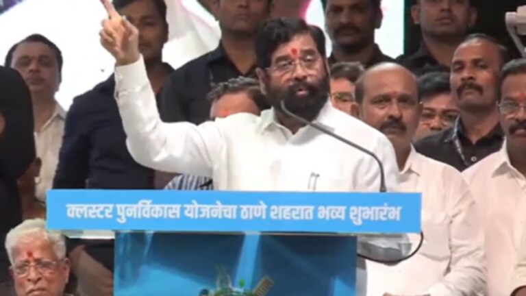 Thane : “…तर हा एकनाथ शिंदे गच्चीवरून उडी मारून आत्महत्या करेन”, मुख्यमंत्री गहिवरले CM Eknath shinde speech in cluster development in thane kisan nagar