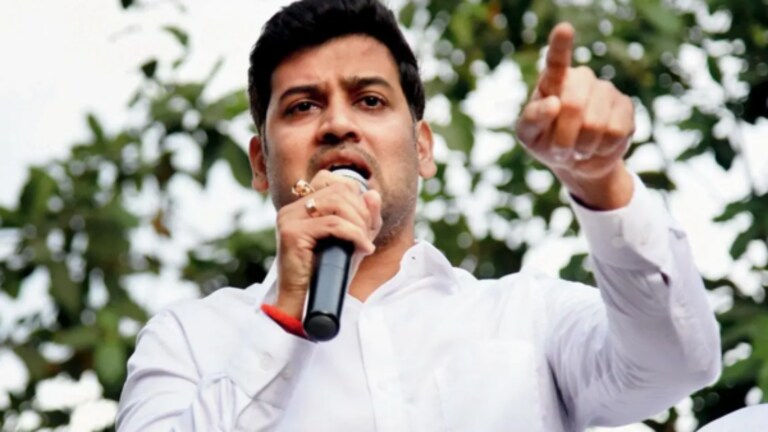 भाजप-शिवसेना युतीत ‘ठिणगी’! श्रीकांत शिंदे म्हणाले, “खासदारकीचा राजीनामा देतो” kalyan lok sabha MP Shrikant shinde said i will resign from as mp if shiv sena or bjp asked me.