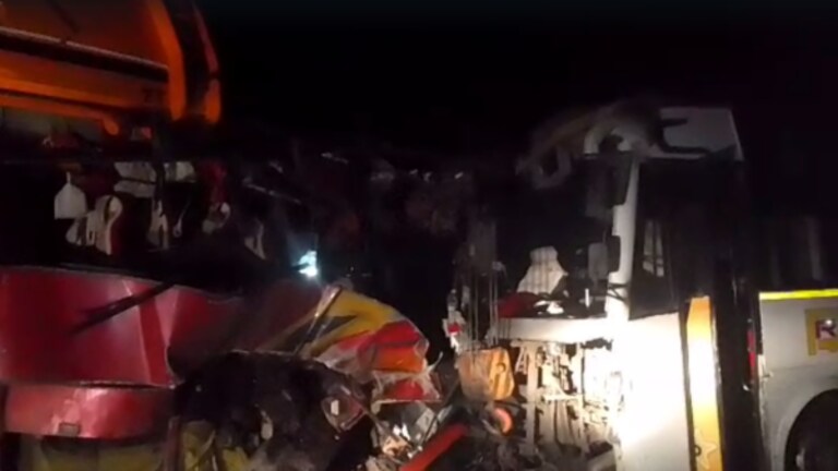 Buldhana Accident: अमरनाथहून परतणाऱ्या बसची समोरासमोर धडक, 5 जणांचा मृत्यू buldhana two private travel bus accident 5 people dead 24 injured