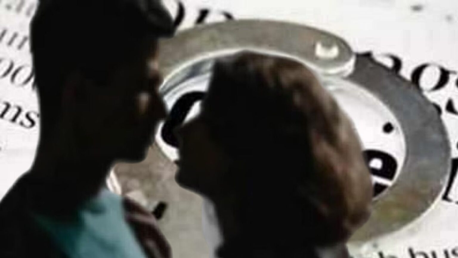 A woman was seen by her 8-year-old son having an immoral relationship with a neighbor. After which the incident of woman killing child took place in Noida