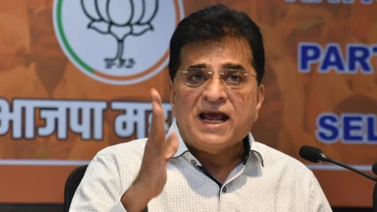 Kirit Somaiya: आक्षेपार्ह Video वर सोमय्यांची 12 तासानंतर पहिली प्रतिक्रिया, म्हणाले… After an alleged video of BJP leader Kirit Somaiya went viral, his first reaction has come out. He has tried to present his side by tweeting about this. letter to dcm devendra fadnavis