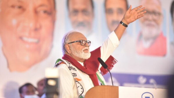 Revolt in NCP : what said chhagan bhujbal about sharad Pawar?