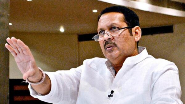 Udayanraje Bhosle got a setback in the Satara Bazar Samiti land issue. The Supreme Court got him fired in favor of the market committee.