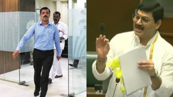 tukaram mundhe, ias officer has been transferred in dhananjay munde's department