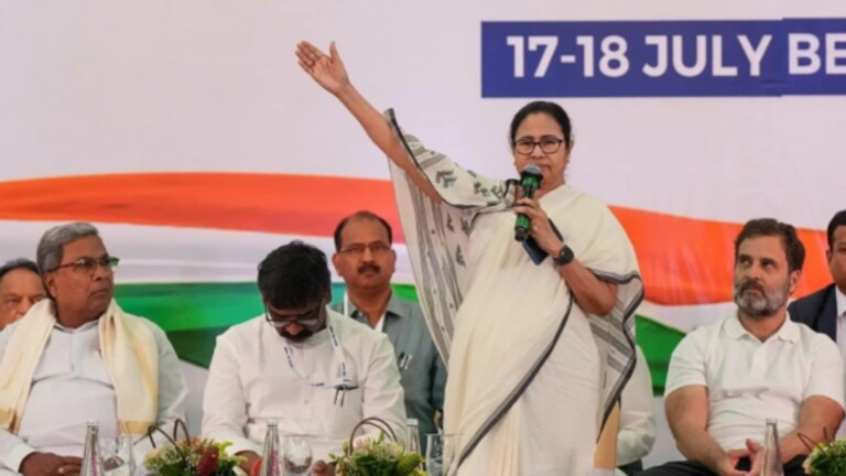 Lok Sabha 2024 : विरोधकांना UPA विसर्जित करून INDIA बनवण्याची गरज का पडली? mumbaitak