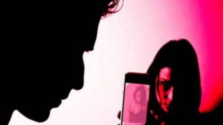 Mumbai crime : ‘वाढदिवसाला भेट, प्रेम अन् बलात्कार’, मॉडेलने दाखवले व्हिडीओ The model from mumbai alleges that Viren Patel promised to marry her and had physical relations with her several times.