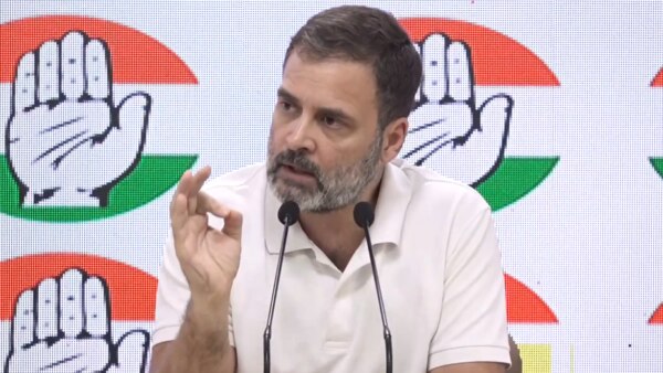 rahul gandhi attacked on pm modi about manipur violence said manipur was burning and modi was laughing in the parliament