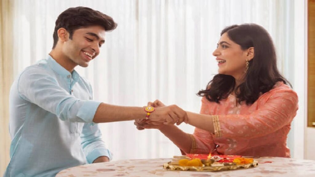 raksha bandhan 2023 married sister should not wear these kind clothes read full story