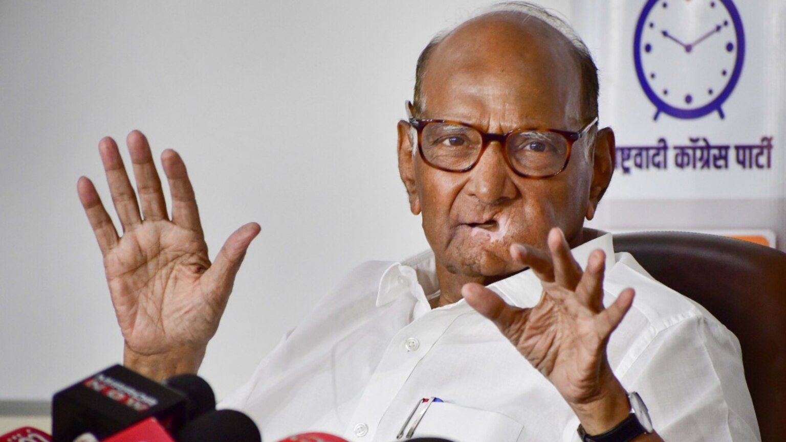 india alliance press conference sharad pawar made a unpredictable move challenged pm modi and also put ajit pawar in trouble