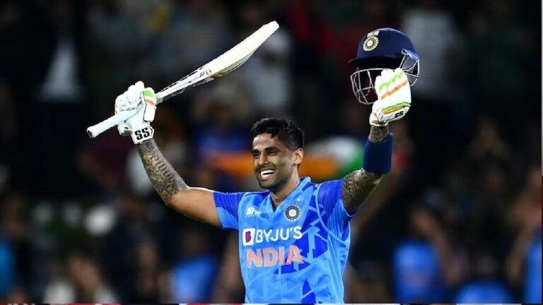 Ind vs WI :सूर्यकुमार यादव चमकला!खणखणीत अर्धशतकाच्या बळावर WI समोर इतक्या धांवाचे आव्हान ind vs wi surykumar yadav hits half century wi need so much runs india vs west indies