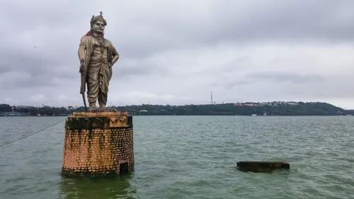 Story Behind Raja Bhoj and Gangu Teli Idiom