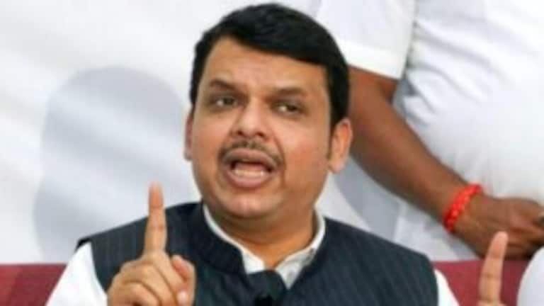 Maratha Reservation : ओबीसींच आरक्षण कमी होणार? देवेंद्र फडणवीस स्पष्टच म्हणाले… dcm devendra fadnavis criticize opposition maratha reservation bjp meeting maharahstra politics