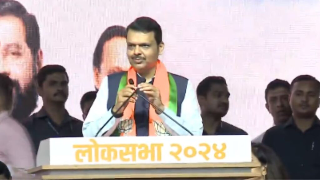 devendra fadnavis uddhav thackeray criticize