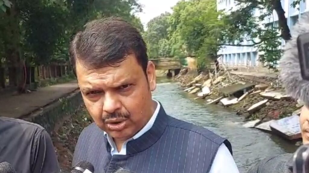 Nagpur city 10,000 buildings damaged flooding of Ambazari lake due to heavy rains, Deputy Chief Minister Devendra Fadnavis assures maximum assistance