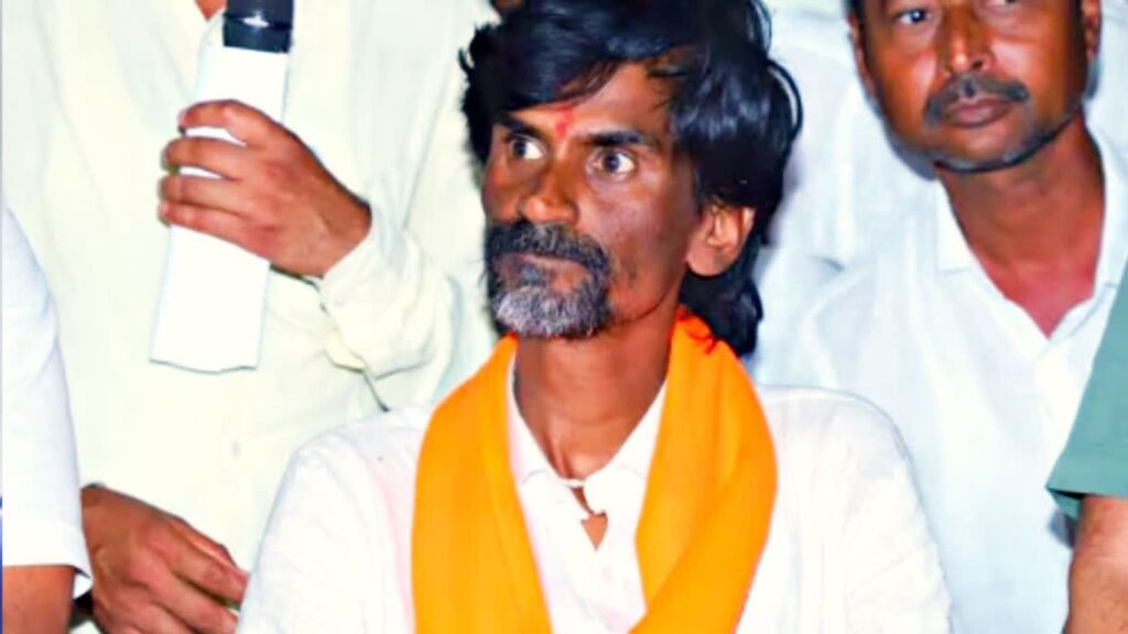 Maratha Morcha : ‘…आता माघार घेणार नाही’, जरांगे पाटलांचा पुन्हा थेट इशारा Manoj Jarange Patil maratha morcha state wide meeting on october 14 Maratha reservation maharashtra government criticize