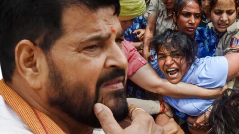 Brij Bhushan Singh अडकणार! दिल्ली पोलिसांनी कोर्टाला ‘ते’ सगळं सांगितलं Delhi Police said that Brij Bhushan knew what he was doing. Whenever Brijbhushan got a chance. He used to try to outrage the modesty of female wrestlers.