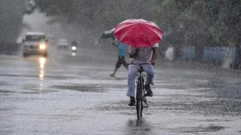 Rain Update : राज्यात तीन दिवस पाऊस, पण मराठवाडा कोरडाच There will be rain in Konkan and West Maharashtra along with Mumbai, but there will be no rain in Marathwada, farmers will suffer financially