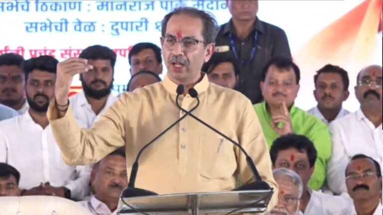 Uddhav Thackeray: ‘…आता तुम्ही मशालीची धग अनुभवा’, ठाकरेंनी भाजपला सुनावलं Uddhav thsckeray shivsena bjp jalgaon meeting