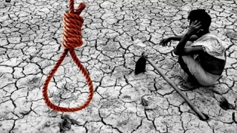 धक्कादायक ! यवतमाळमध्ये महिन्याभरात 15 शेतकऱ्यांनी संपवले आयुष्य Vidarbha Yavatmal district 15 farmers suicide one month Maharashtra, farmers in financial crisis