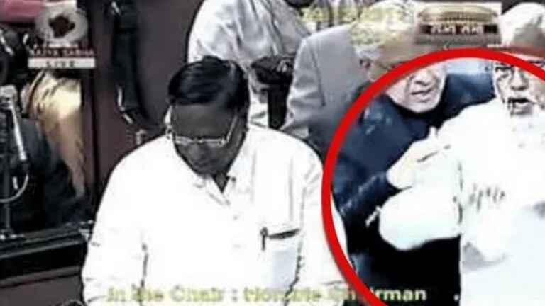 Women Reservation History : …अन् महिला आरक्षण विधेयक खासदाराने फाडलं, काय झाल होतं 2010 मध्ये? mumbaitak