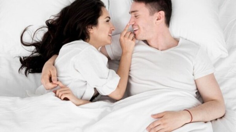 Best foods for sex life: चांगल्या सेक्स लाइफसाठी नेमकं काय-काय खावं? best foods for sex life what to eat and what to avoid for a good sex life