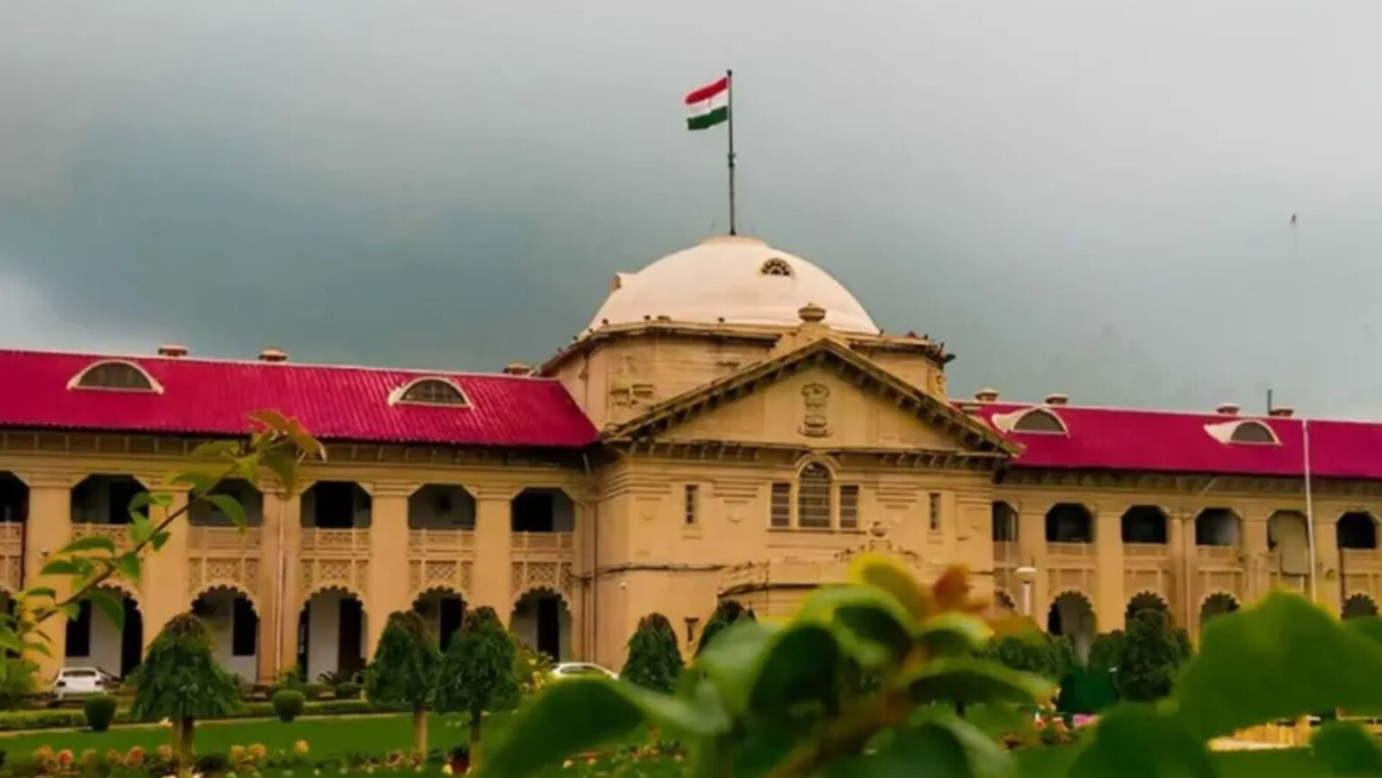 obscene posts liking on social media is not a crime allahabad high court