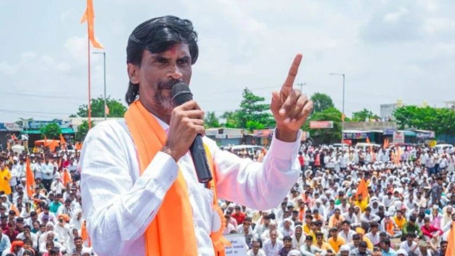 manoj jarange patil leader of the maratha community suggested that dhangar community should unite for reservation