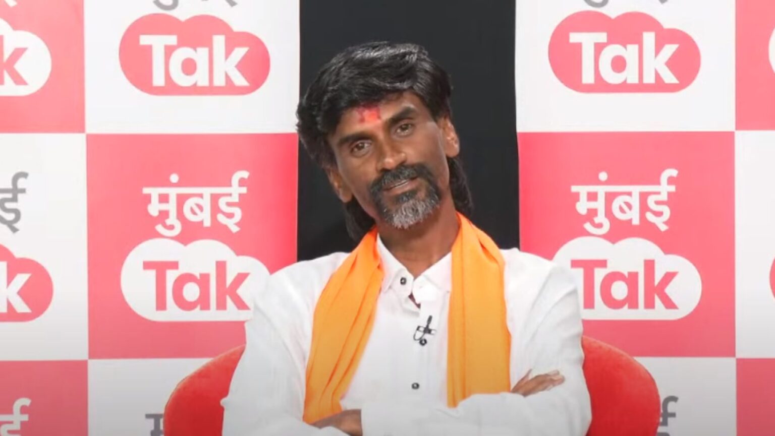 manoj jarange patil accused the government of trying to suppress maratha reservation
