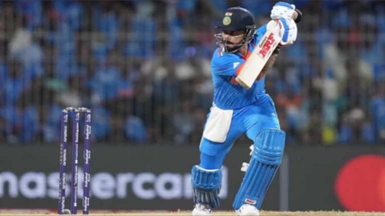 किंग कोहलीचा तेंडुलकरला धोबीपछाड, Ind vs Aus सामन्यात झाले 11 ऐतिहासिक विक्रम Ind vs Aus Match : Kohli has made two big records on the basis of this innings. He has also defeated legends like Sachin Tendulkar and Ricky Ponting.