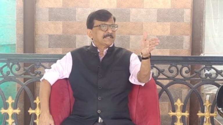 Dussehra Melava: अंगार-भंगारवरुन कोण भिडलं, संजय राऊत का संतापले? dussehra melava shiv sena shinde group and thackeray group aggressive against each other why sanjay raut angry