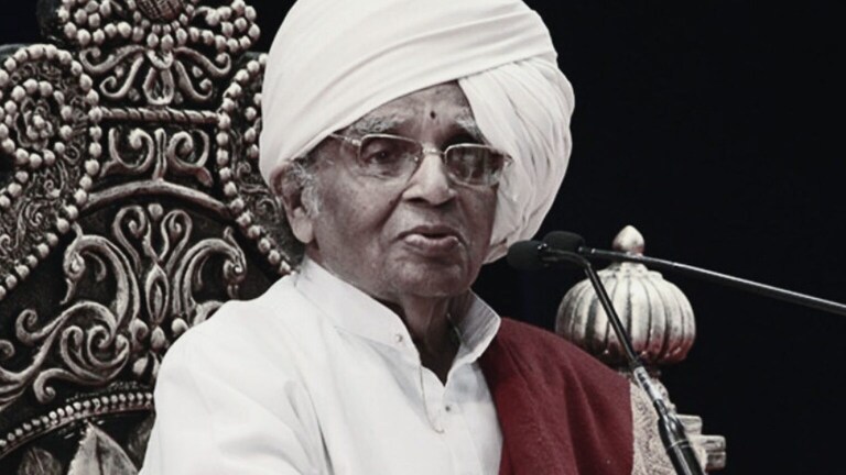 जेष्ठ किर्तनकार बाबा महाराज सातारकर यांचं निधन; 89व्या वर्षी घेतला अखेरचा श्वास! Kirtankar Baba Maharaj Satarkar passed away He took his last breath at the age of 89